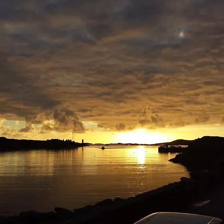Doonmore Hotel, Bar & Restaurant 2* Inishbofin