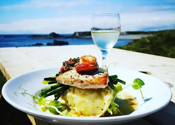 Hotel Doonmore Hotel, Bar & Restaurant