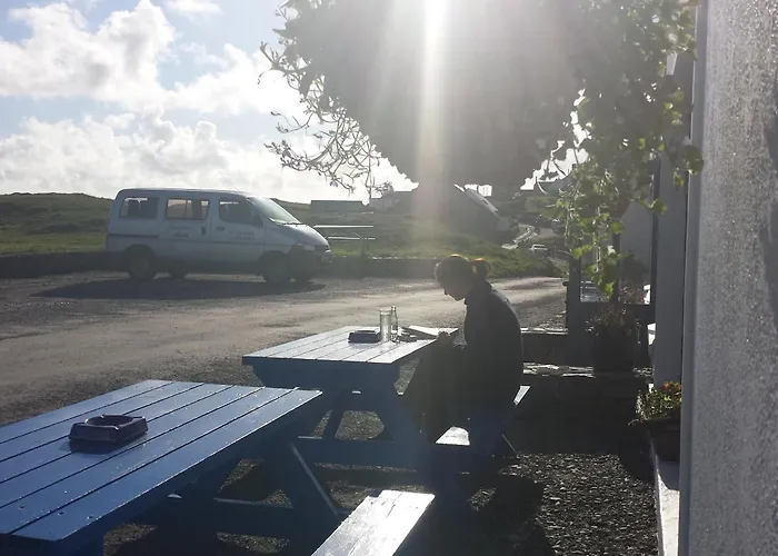 Doonmore Hotel, Bar & Restaurant 酒店 伊尼什博芬