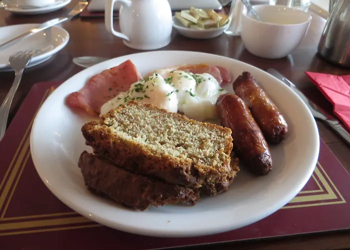 Doonmore Hotel, Bar & Restaurant Hotell Inishbofin